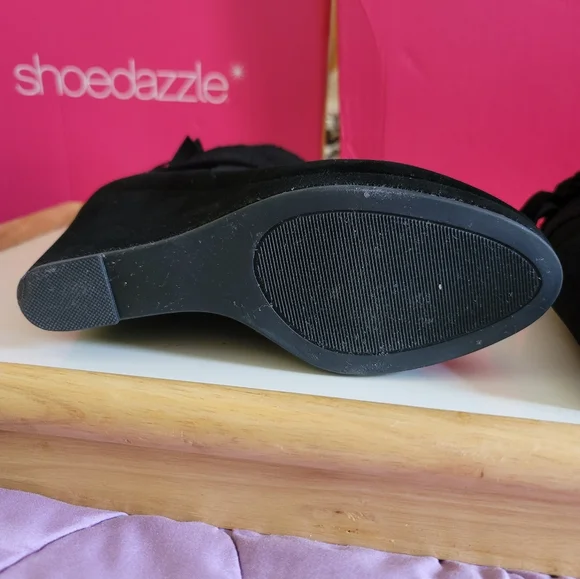 Shoedazzle Lacey Ankle Booties Size 9 - Picture 8 of 10